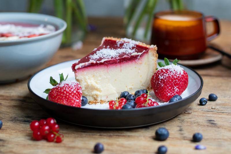 Receita sobremesa de natal cheesecake de frutas vermelhas